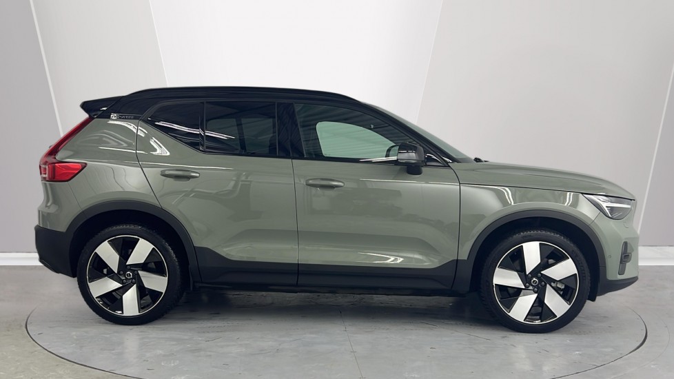 Used Volvo XC40 2024 for sale - 77244675: Photo 3