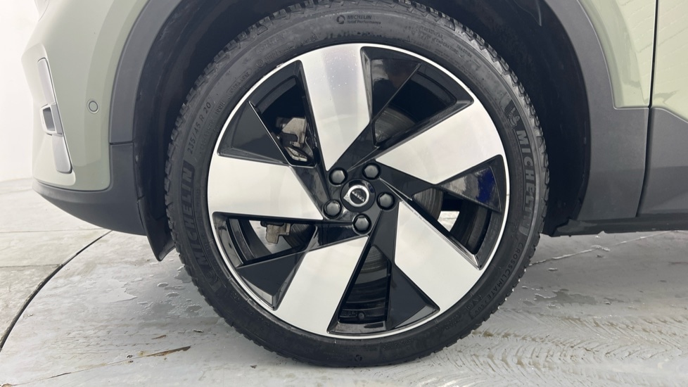 Used Volvo XC40 2024 for sale - 77244675: Photo 43