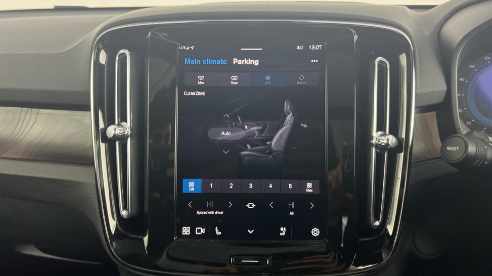 Used Volvo XC40 2024 for sale - 77244675: Photo 57