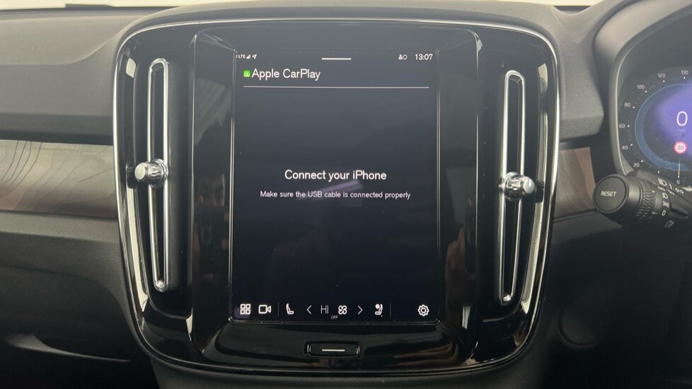 Used Volvo XC40 2024 for sale - 77244675: Photo 60