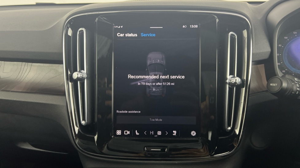 Used Volvo XC40 2024 for sale - 77244675: Photo 63