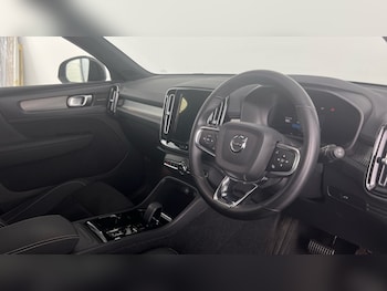 Used Volvo XC40 2022 for sale - 78549979: Photo