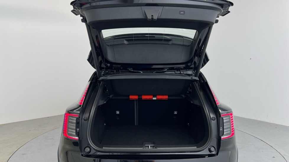 Used Volvo EX30 2025 for sale - 76018150: Photo 13