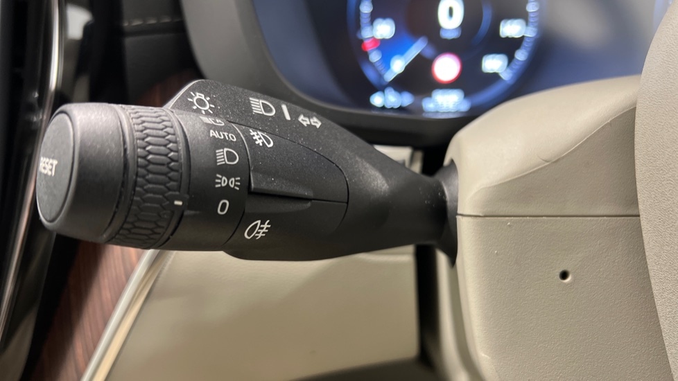 Used Volvo XC60 2019 for sale - 77732393: Photo 24