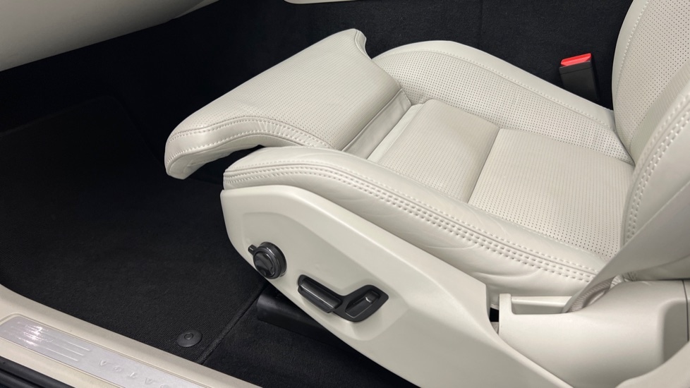 Used Volvo XC60 2019 for sale - 77732393: Photo 26