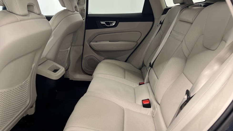 Used Volvo XC60 2019 for sale - 77732393: Photo 32