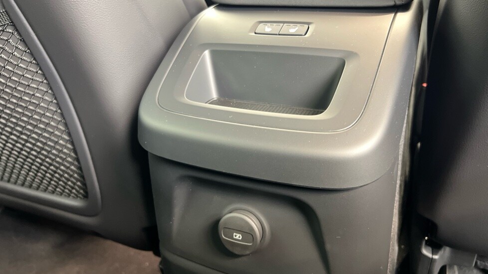 Used Volvo XC60 2026 for sale - 77648095: Photo 14