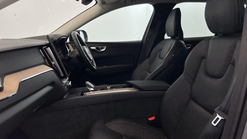 Used Volvo XC60 2026 for sale - 77648095: Photo 37