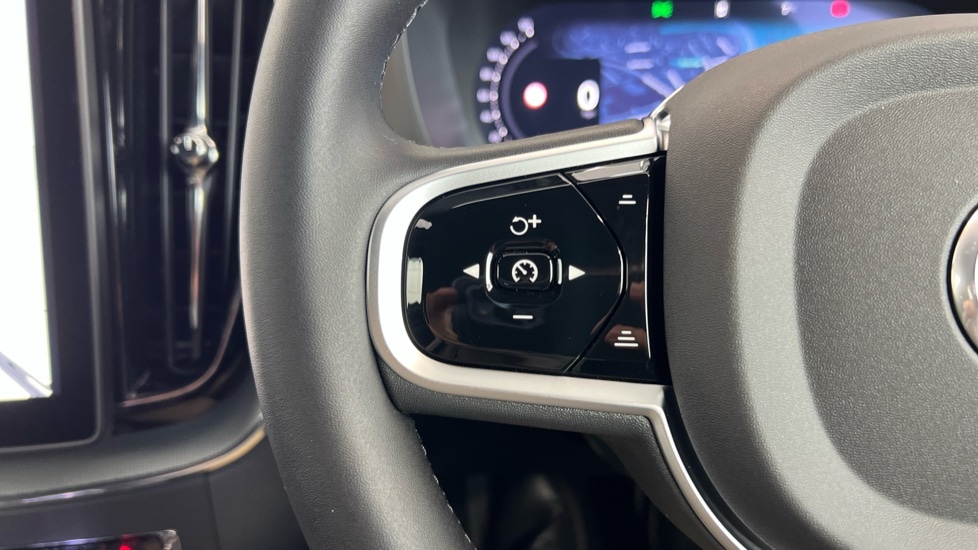 Used Volvo XC60 2025 for sale - 77519028: Photo 21