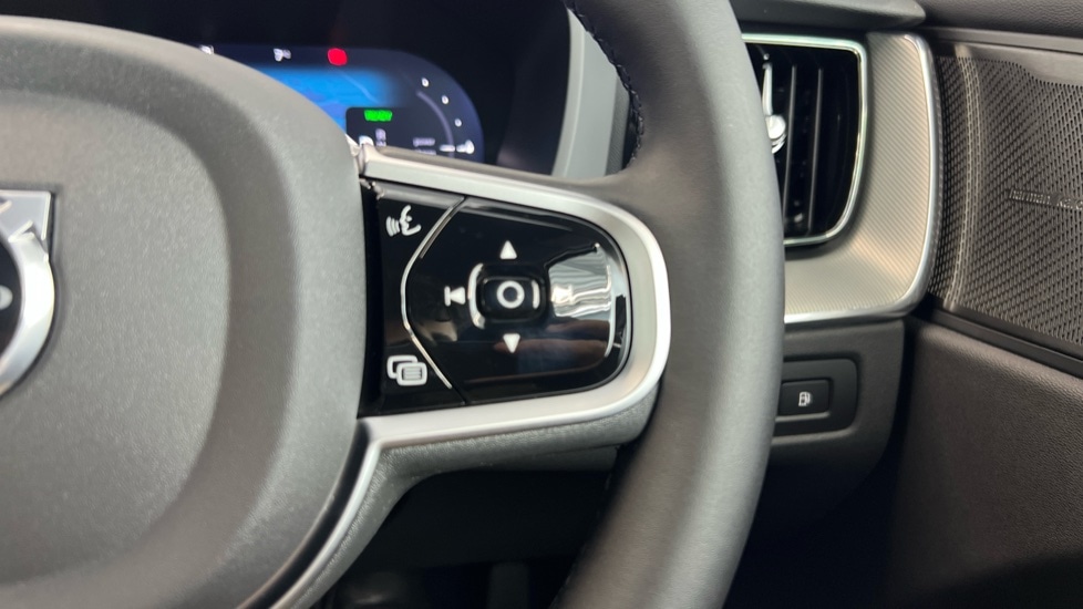 Used Volvo XC60 2025 for sale - 77519028: Photo 22