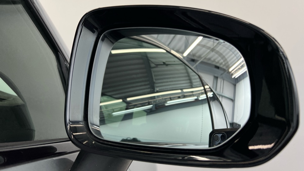 Used Volvo XC60 2025 for sale - 77519028: Photo 32