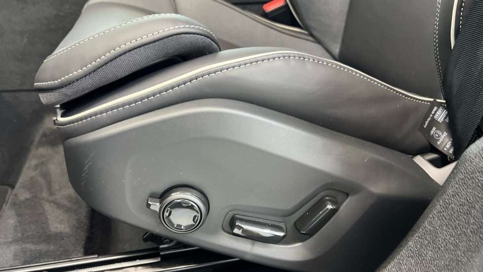 Used Volvo XC60 2025 for sale - 77519028: Photo 39