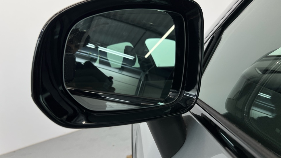 Used Volvo XC60 2025 for sale - 77519028: Photo 41