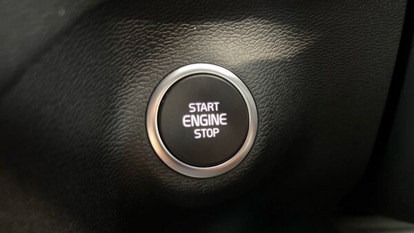 Used Volvo XC40 2022 for sale - 76191186: Photo 27