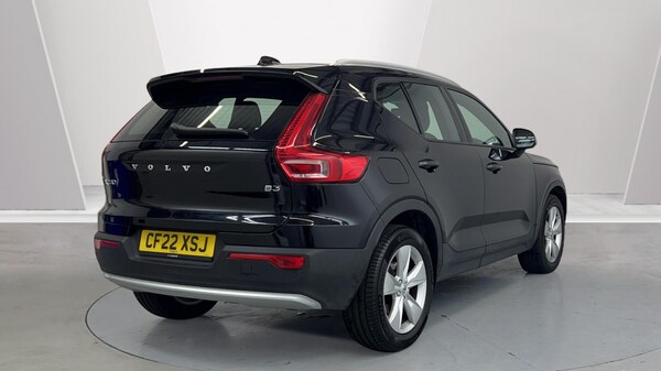 Used Volvo XC40 2022 for sale - 76191186: Photo 2