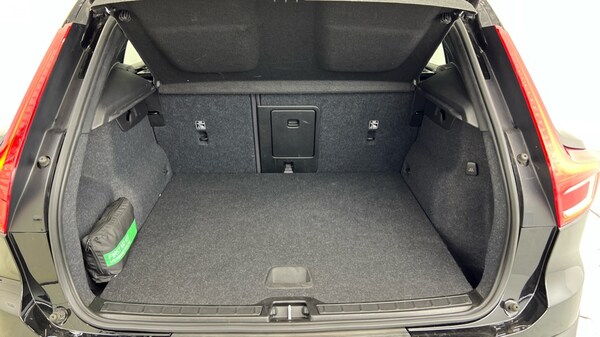 Used Volvo XC40 2022 for sale - 76191186: Photo 38