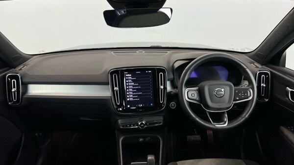 Used Volvo XC40 2022 for sale - 76191186: Photo 5