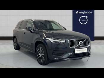2019 - B5 Diesel AWD Momentum Automatic (Xenium Pack, Winter Pack, BLIS) 5-Door