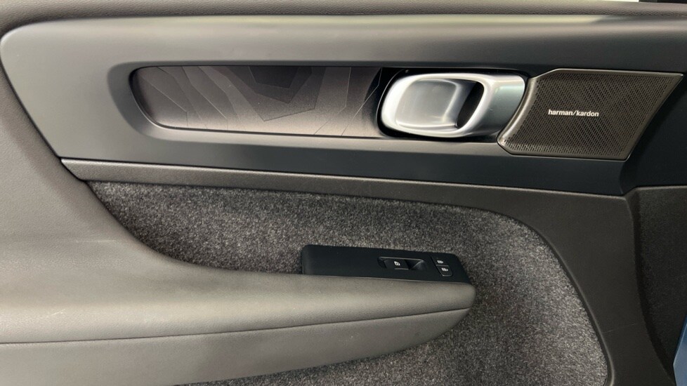 Used Volvo C40 2023 for sale - 77099047: Photo 38