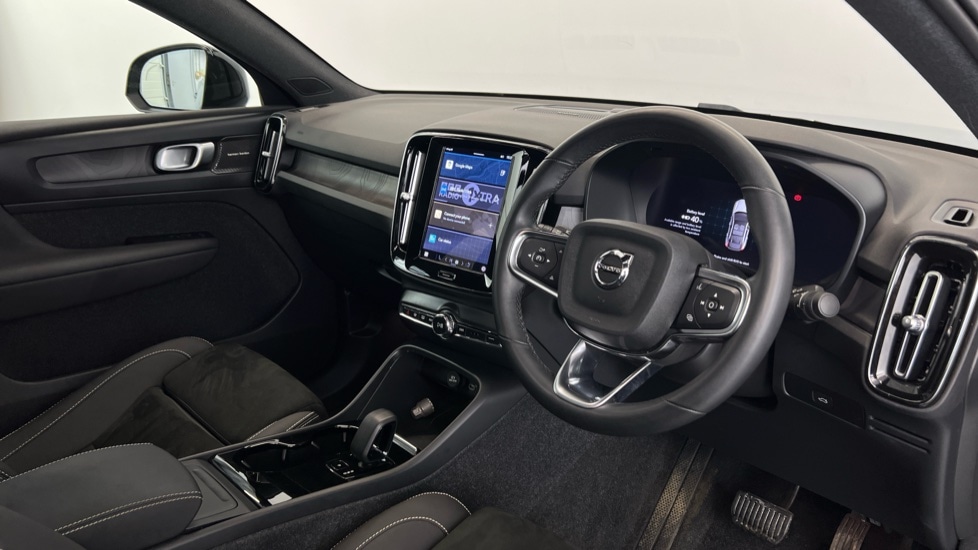 Used Volvo C40 2023 for sale - 77099047: Photo 4