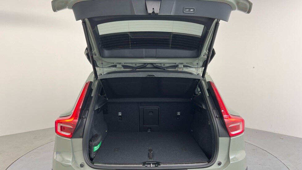 Used Volvo XC40 2024 for sale - 76033811: Photo 13