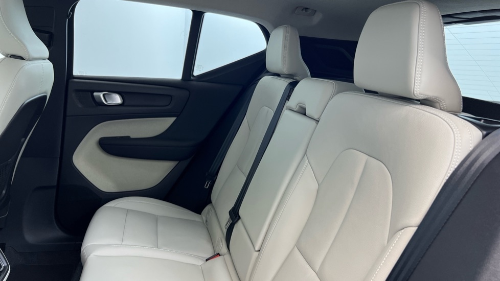 Used Volvo XC40 2024 for sale - 76033811: Photo 33