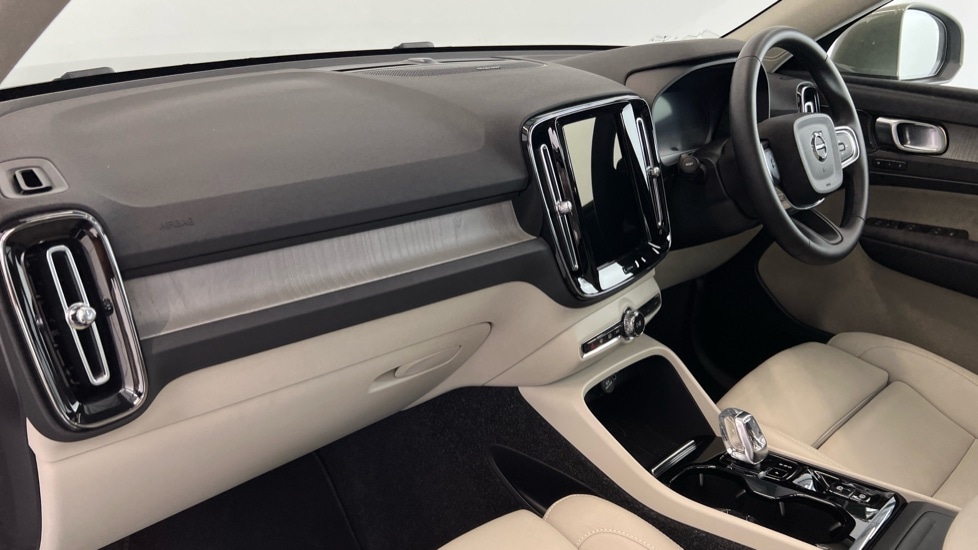 Used Volvo XC40 2024 for sale - 76033811: Photo 36