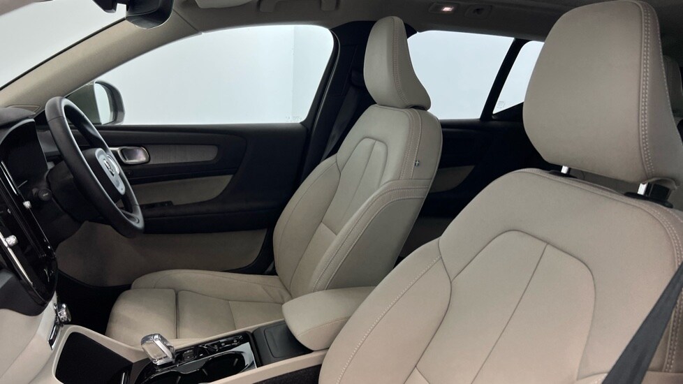 Used Volvo XC40 2024 for sale - 76033811: Photo 37