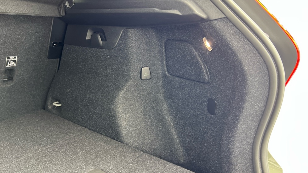 Used Volvo XC40 2024 for sale - 76033811: Photo 39