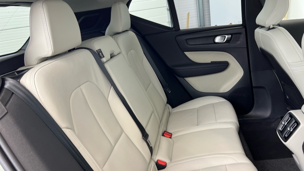 Used Volvo XC40 2024 for sale - 76033811: Photo 6