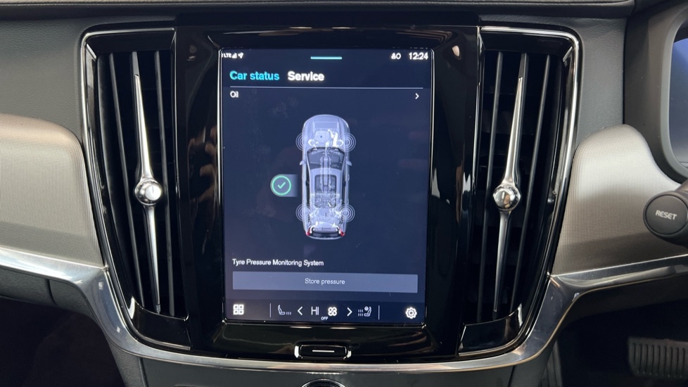 Used Volvo V90 2025 for sale - 77307421: Photo 60