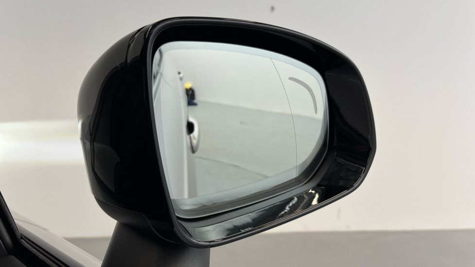 Used Volvo XC90 2025 for sale - 77638186: Photo 31