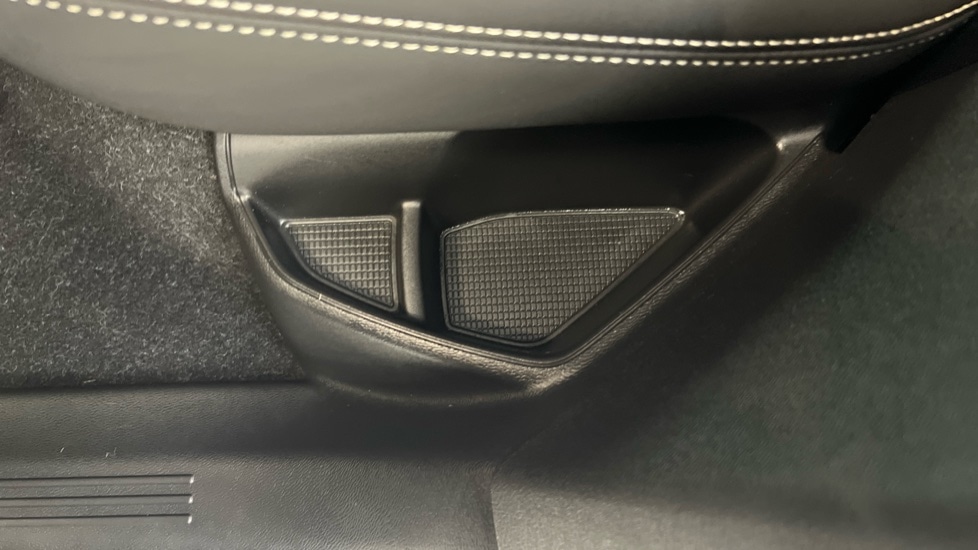 Used Volvo C40 2022 for sale - 78022227: Photo 46