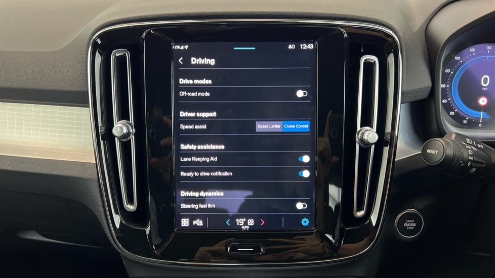 Used Volvo XC40 2022 for sale - 76501446: Photo 45