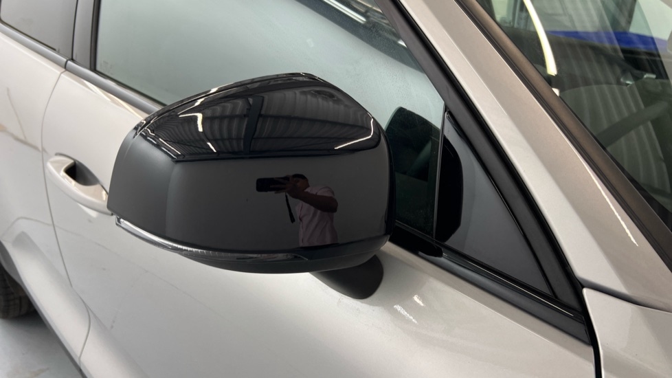 Used Volvo XC40 2024 for sale - 77942072: Photo 47