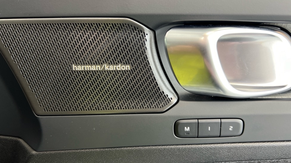 Used Volvo XC40 2024 for sale - 77942072: Photo 48