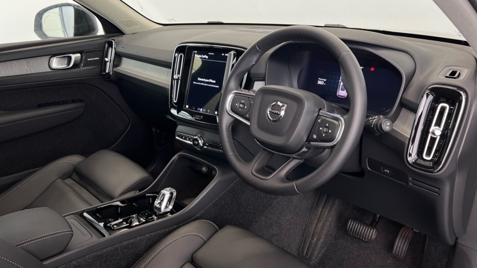 Used Volvo XC40 2024 for sale - 77942072: Photo 5