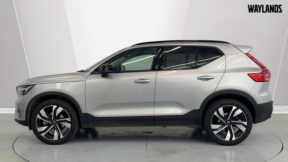 Used Volvo XC40 2024 for sale - 77942072: Photo 8