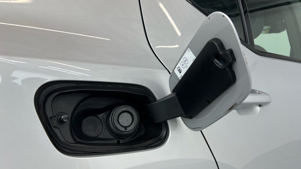 Used Volvo XC40 2023 for sale - 76540030: Photo 16