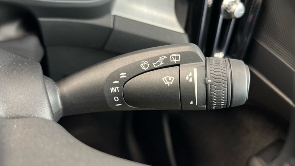 Used Volvo XC40 2023 for sale - 76540030: Photo 23