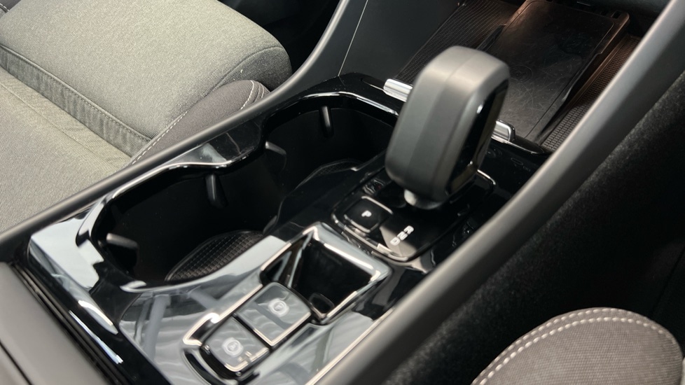 Used Volvo XC40 2023 for sale - 76540030: Photo 25