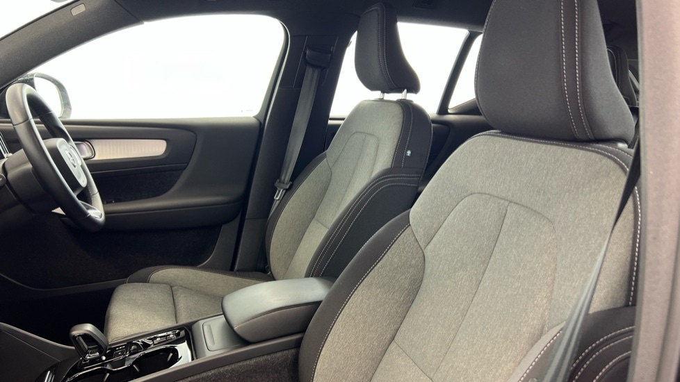 Used Volvo XC40 2023 for sale - 76540030: Photo 36