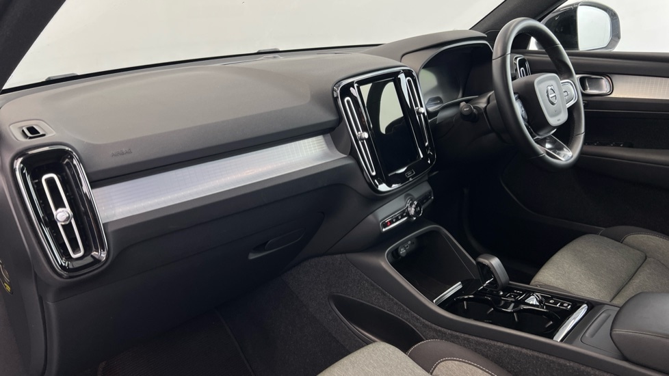 Used Volvo XC40 2023 for sale - 76540030: Photo 37