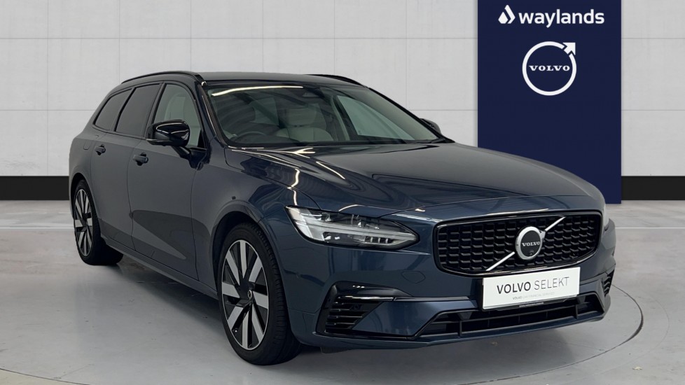 Used Volvo V90 2024 for sale - 76161201: Photo 1