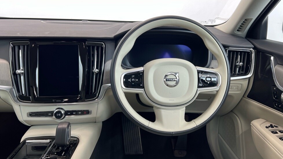 Used Volvo V90 2024 for sale - 76161201: Photo 10