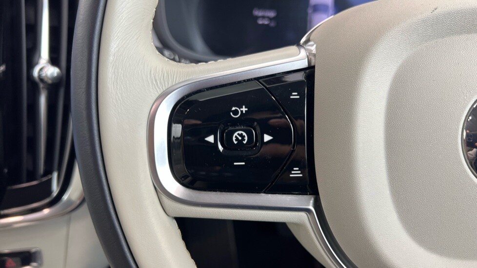 Used Volvo V90 2024 for sale - 76161201: Photo 21