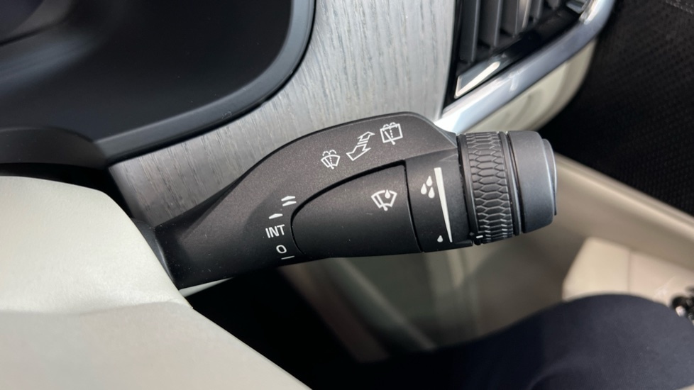 Used Volvo V90 2024 for sale - 76161201: Photo 23