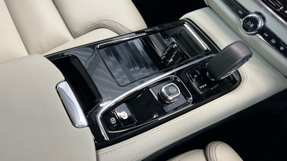 Used Volvo V90 2024 for sale - 76161201: Photo 25