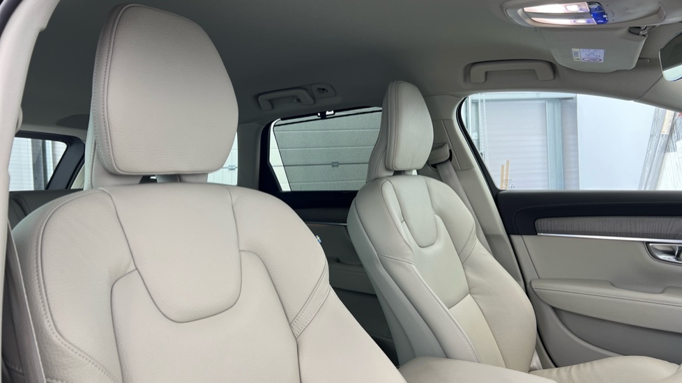 Used Volvo V90 2024 for sale - 76161201: Photo 31