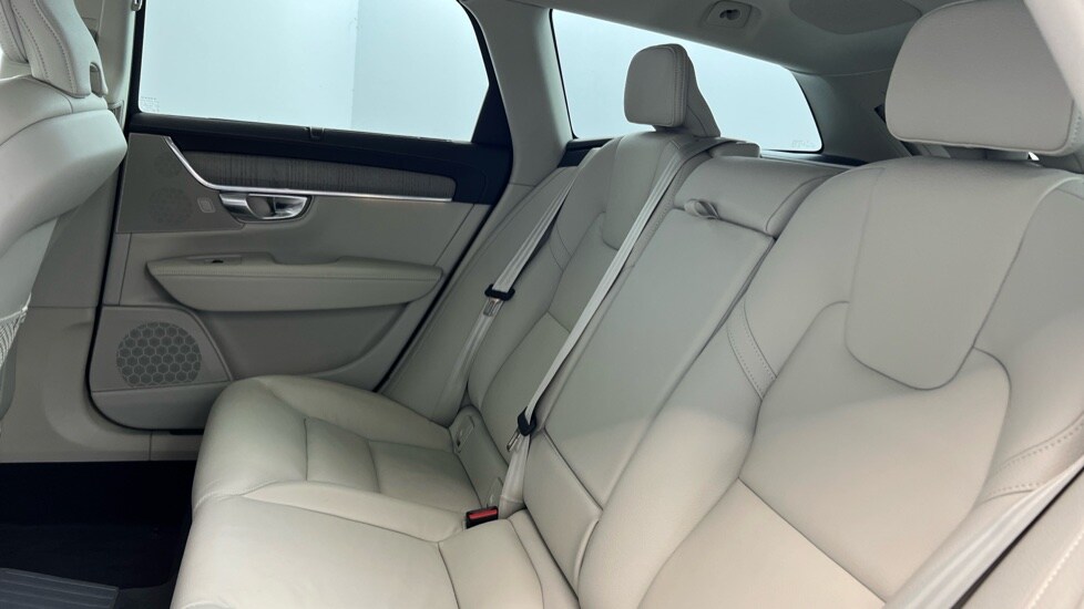 Used Volvo V90 2024 for sale - 76161201: Photo 33